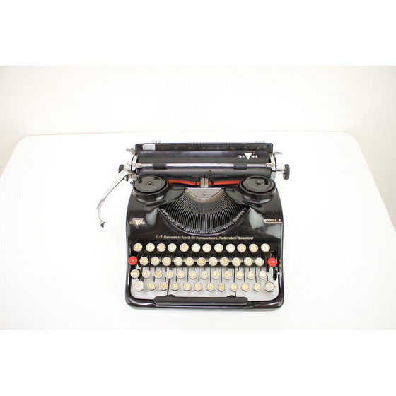 Image 1 of Machine à écrire vintage en plastique chromé pour Groma, Allemagne 1940