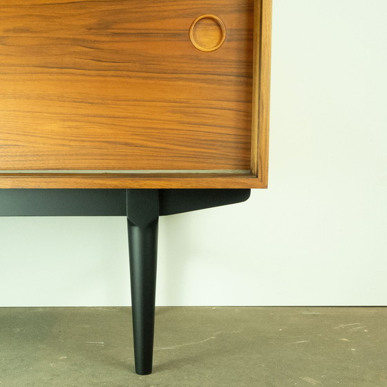 Image 1 of Buffet De Lothar Wegner, Noyer Avec Plateau En Résopal Noir, Années 1960