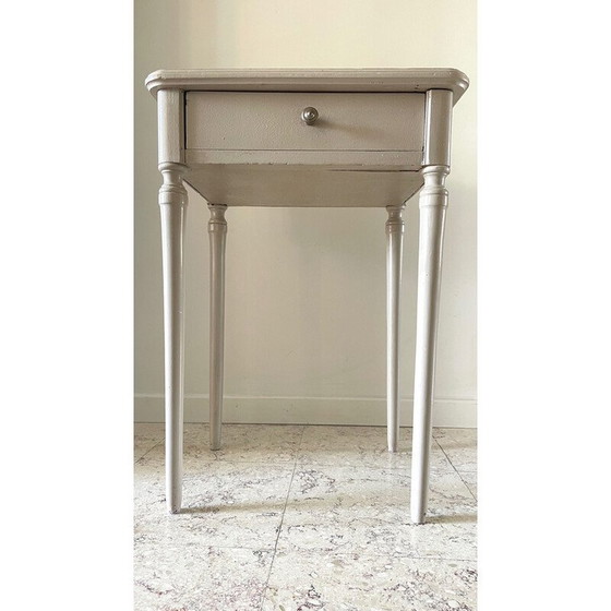 Image 1 of Table de nuit vintage patinée beige