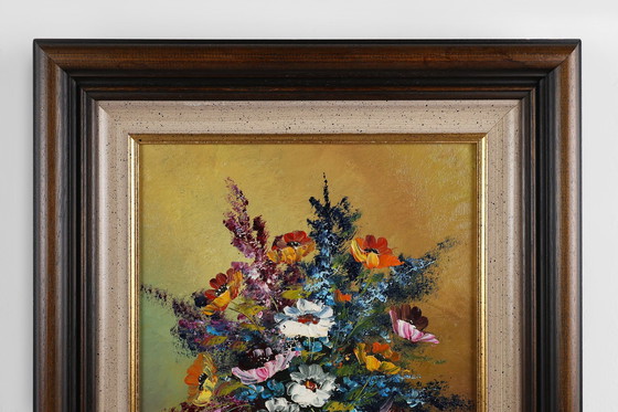 Image 1 of Artiste belge, Nature morte avec un bouquet de fleurs, 1950S, huile sur toile, encadrée