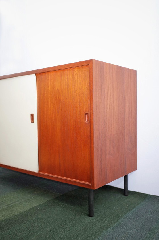 Image 1 of Teck danois Vintage Sideboard Commode portes coulissantes tiroirs