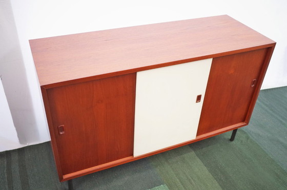 Image 1 of Teck danois Vintage Sideboard Commode portes coulissantes tiroirs