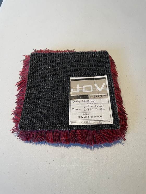 Image 1 of JOV Tapis sur mesure