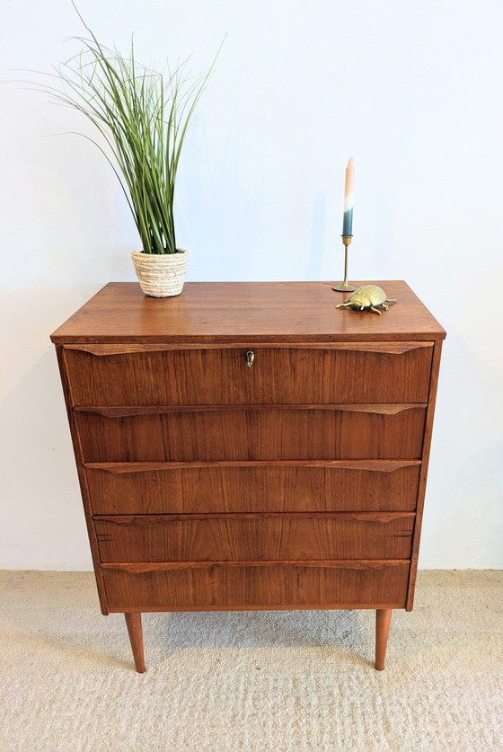 Image 1 of Commode vintage danoise