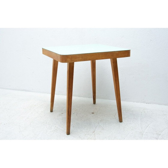 Image 1 of Table d'appoint vintage en bois de hêtre, Tchécoslovaquie années 1960