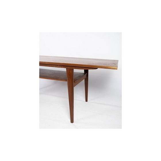 Image 1 of Table basse vintage en teck avec étagère, Danemark 1960