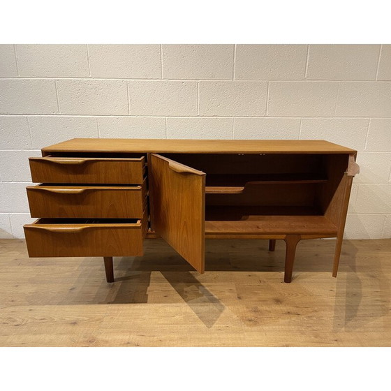 Image 1 of Buffet vintage en teck Dunvegan par Tom Robertson pour A.H. McIntosh de Kirkaldy, Ecosse 1960