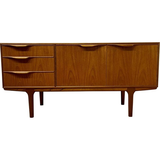 Buffet vintage en teck Dunvegan par Tom Robertson pour A.H. McIntosh de Kirkaldy, Ecosse 1960