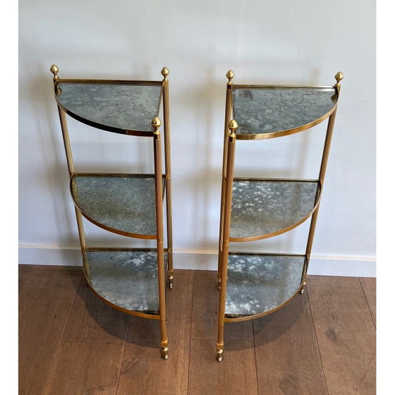 Image 1 of Paire de bouts de canapé vintage en métal doré avec dessus en miroir églomisé