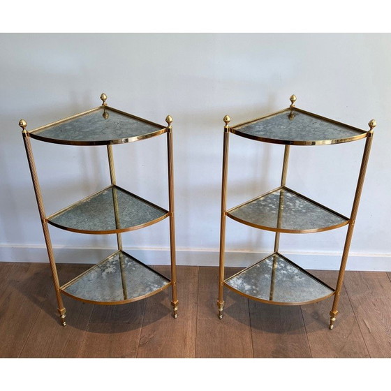 Image 1 of Paire de bouts de canapé vintage en métal doré avec dessus en miroir églomisé