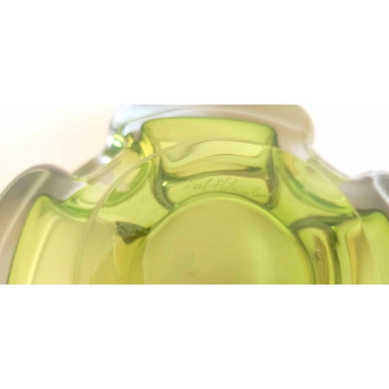 Image 1 of Cendrier vintage en cristal vert anisé Val St Lambert, 1970