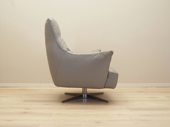 Image 1 of Fauteuil pivotant en cuir, Design italien, 1990S, Manufacture : Natuzzi