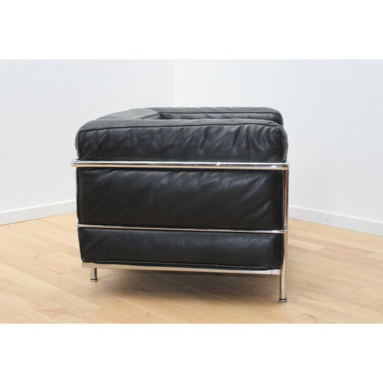Image 1 of Paire de fauteuils Lc3 vintage en aluminium chromé par Le Corbusier pour Cassina