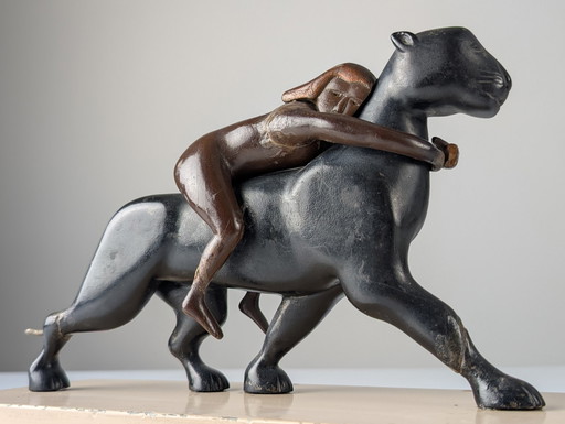 Ariane et la panthère, sculpture Art Déco en bois et laiton, 1920S