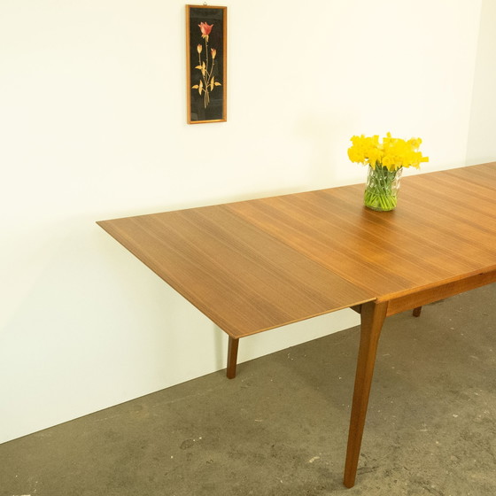 Image 1 of Table de salle à manger extensible Von Lübke, Noyer, Hêtre, Années 1960