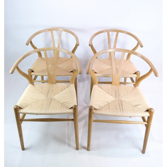 Image 1 of Ensemble de 4 chaises vintage modèle Ch24 en bois de chêne par Hans J. Wegner, 1950