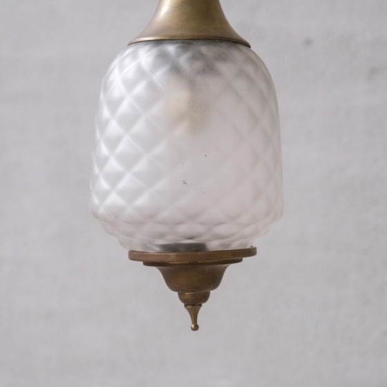 Image 1 of Lampe suspendue vintage en laiton et verre, France 1950