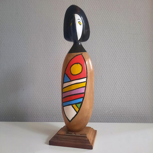 Figurine en bois peinte de Frank Coronado