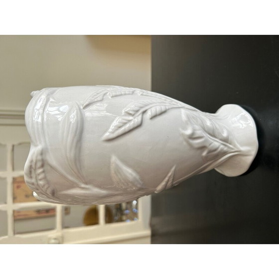 Image 1 of Vase vintage en faïence blanche avec perroquet, 1970