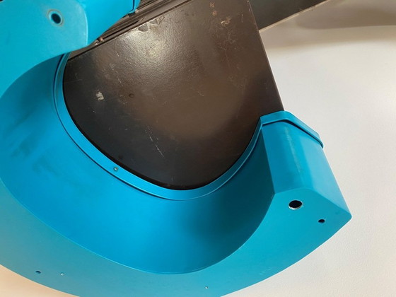 Image 1 of Lettre C D’Enseigne En Aluminium Alu Et Plexiglas Plexi Vintage 1970