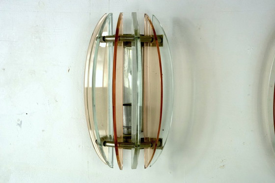 Image 1 of Paire d'appliques en verre épais de Veca, Italie, années 1960