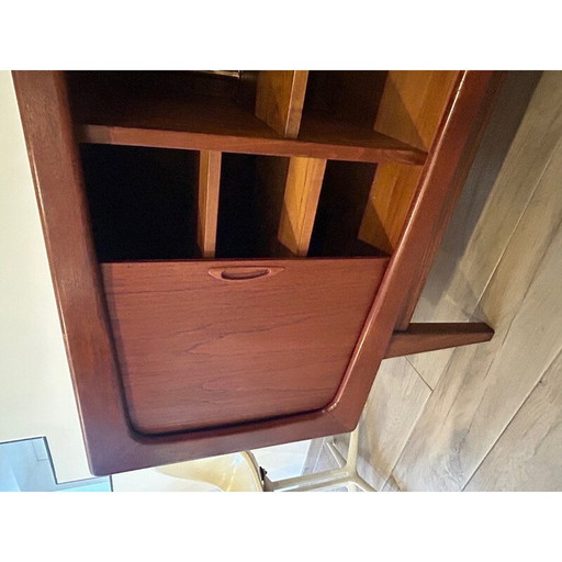 Buffet vintage en teck modèle 142 par Bernhard Pedersen et Søn, Danemark 1960