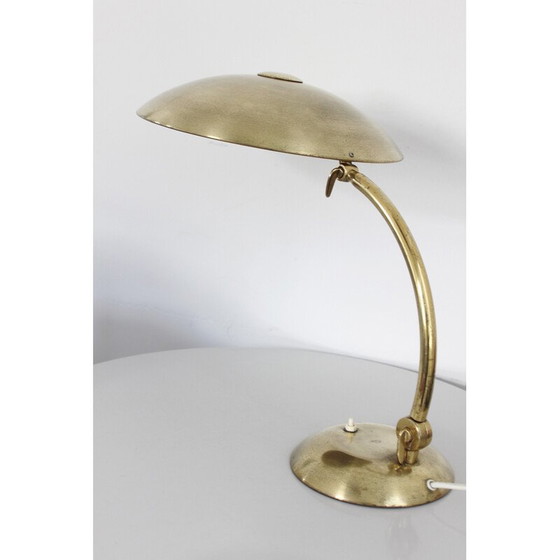 Image 1 of Lampe de bureau vintage Bauhaus en laiton par Egon Hillebrand