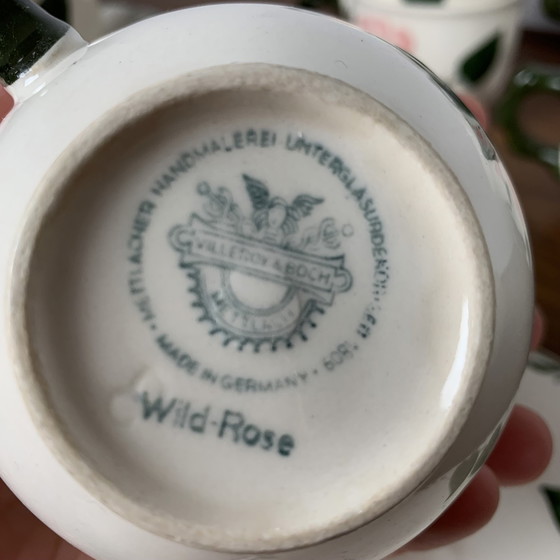 Image 1 of Ensemble de 6 tasses à café/thé + soucoupes et 1 théière/cafetière Villeroy & Boch, Wild Rose Modèle 1970
