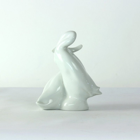 Image 1 of Statue vintage en porcelaine blanche représentant 2 canards pour Royal Dux, Tchécoslovaquie