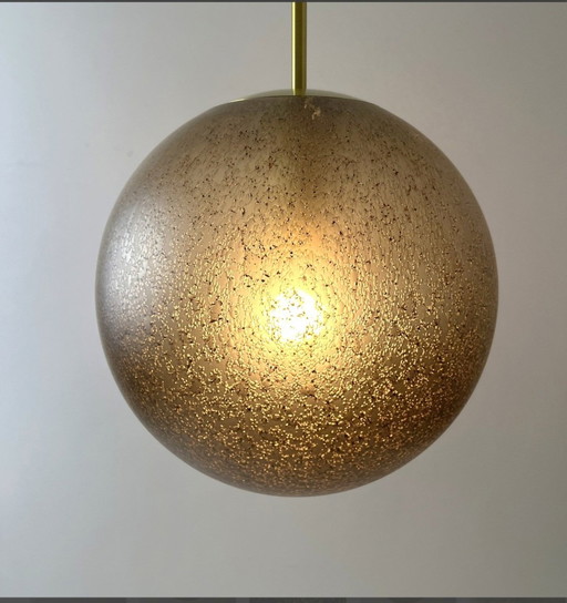 Magnifique lampe à suspension Globe du milieu du siècle Peill&Putzler