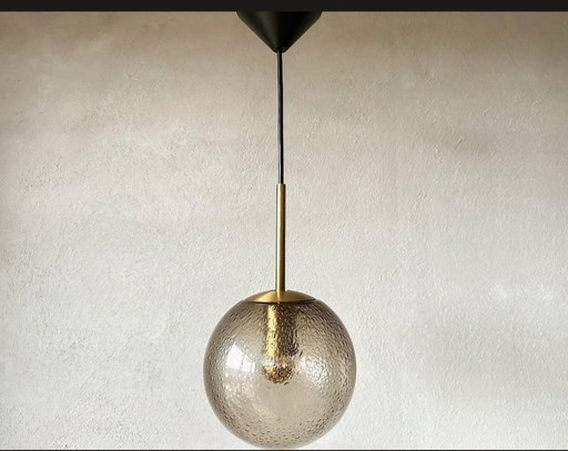 Magnifique lampe à suspension Globe du milieu du siècle Peill&Putzler