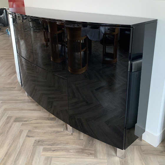 Image 1 of Buffet haut laqué noir