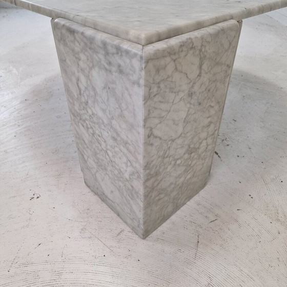 Image 1 of Table basse vintage en marbre en forme de goutte d'eau, Italie 1980
