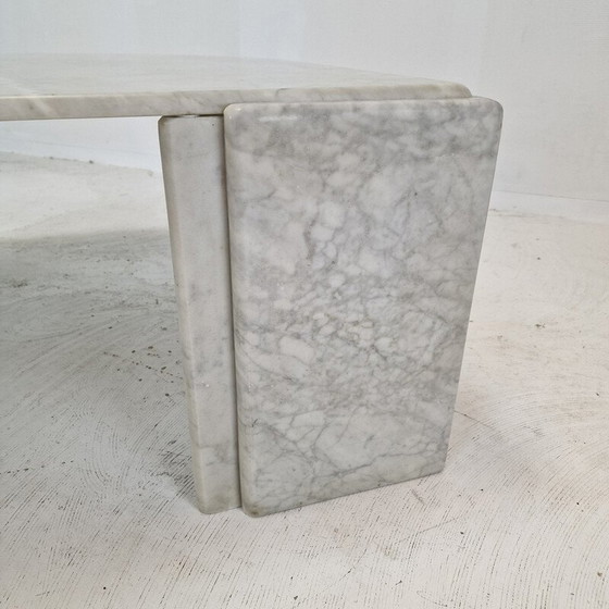 Image 1 of Table basse vintage en marbre en forme de goutte d'eau, Italie 1980