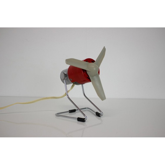 Image 1 of Ventilateur de table vintage en métal et plastique, Tchécoslovaquie 1960