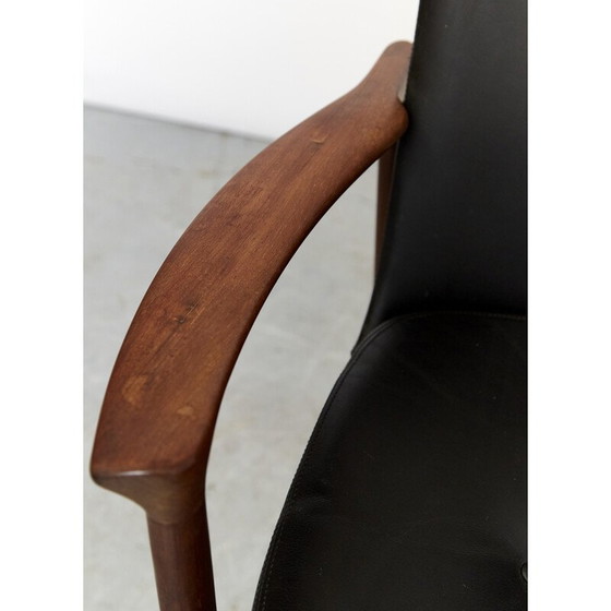 Image 1 of Fauteuil vintage en bois massif et cuir noir par Ib Kofod Larsen pour Fröscher
