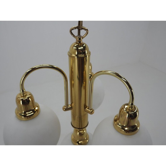 Image 1 of Paire de lustres vintage en verre et laiton avec globes, Tchécoslovaquie