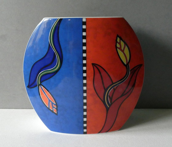 Vase design coloré, Rosenthal, porcelaine, J.V.D. Vaart, signé