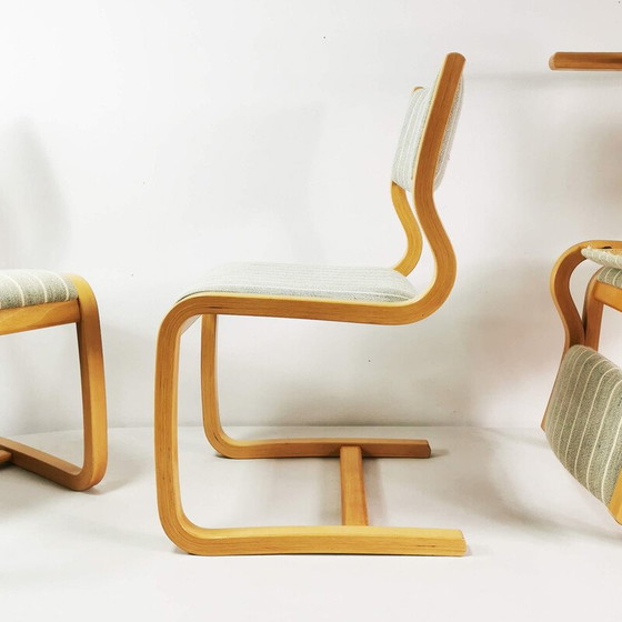 Image 1 of Ensemble de 4 chaises vintage en contreplaqué de hêtre par Magnus Olesen, Danemark 1970