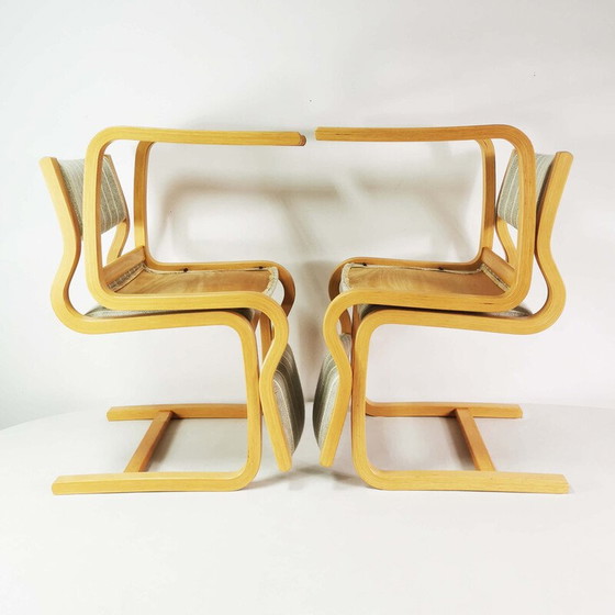 Image 1 of Ensemble de 4 chaises vintage en contreplaqué de hêtre par Magnus Olesen, Danemark 1970