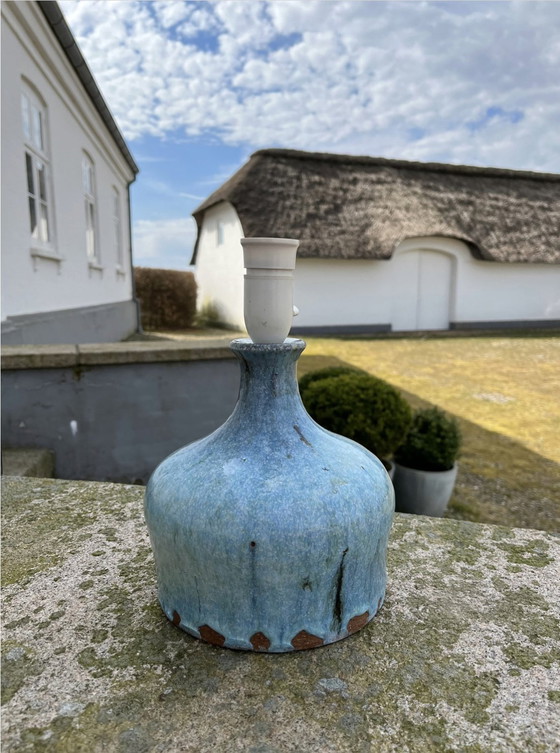 Image 1 of Grande lampe de table danoise en grès, scandinave, lampe de table/ pied de lampe vintage avec glaçure bleue, 1970S