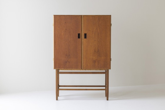 Image 1 of Armoire suédoise des années 1950.