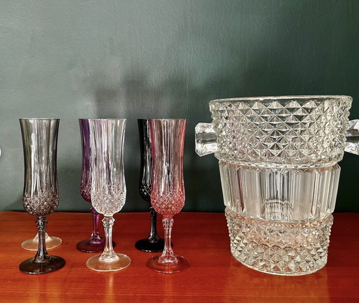 Verres Et Seau De Champagne En Cristal Taillés À La Main De Cristal D'Arques Longchamp Pattern,