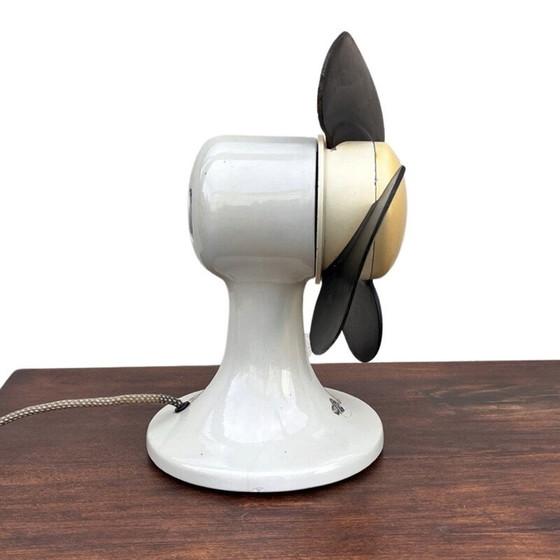 Image 1 of Ventilateur de bureau vintage type 32.92 pour Veb Eitco, Allemagne 1950