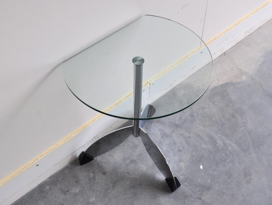 Image 1 of Table d'appoint design moderne avec plateau en verre et pied en acier inoxydable