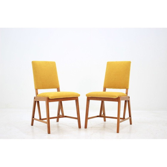 Image 1 of Paire de chaises jaunes en hêtre par GHG