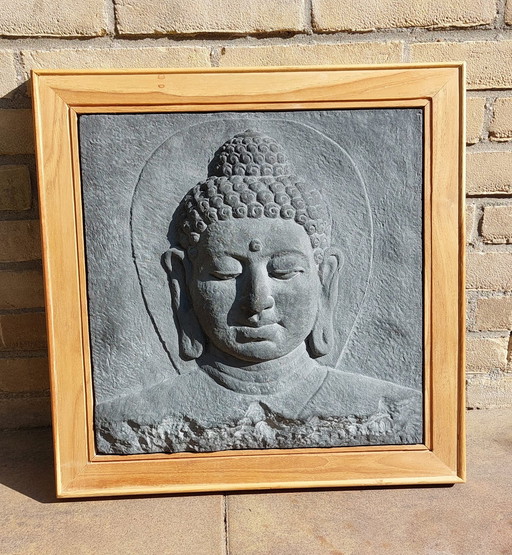 Magnifique bouddha en relief