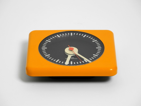 Image 1 of Magnifique horloge murale Krups des années 1970 au design typique de l'ère spatiale