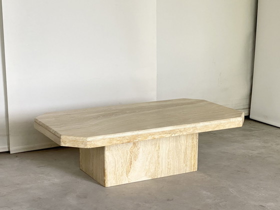 Image 1 of Table basse vintage Travertin