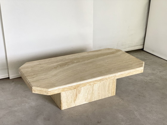 Image 1 of Table basse vintage Travertin